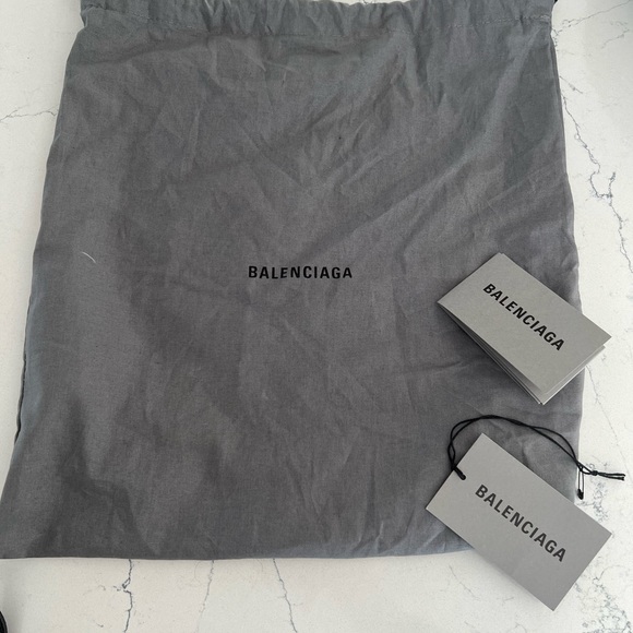 BALENCIAGA MINI NEO CLASSIC CITY BAG! - Picture 6 of 7